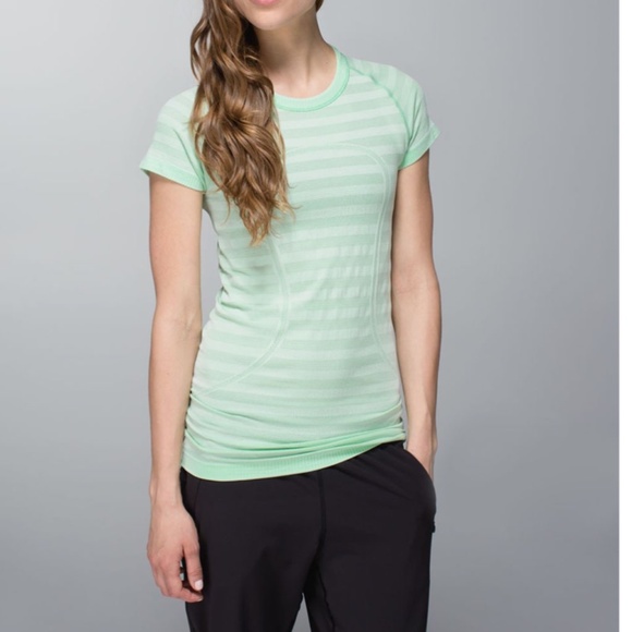 LULULEMON Swiftly Tech Short Sleeve Top Light Green Fresh Teal - Picture 1 of 7